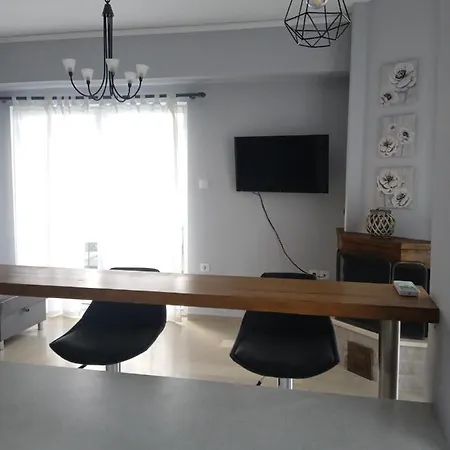 Sea Front Apartment *
